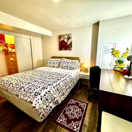 Cozy Private Room With Shared Bathroom On The 1St Floor - Conveniently Located Near Seatac Airport And Downtown Σιάτλ Εξωτερικό φωτογραφία