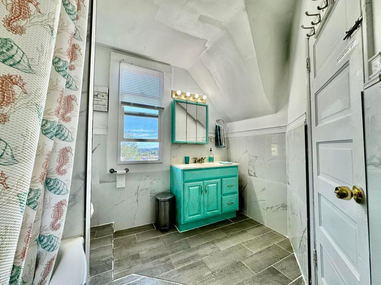 Cozy Private Room With Shared Bathroom On The 1St Floor - Conveniently Located Near Seatac Airport And Downtown Σιάτλ Εξωτερικό φωτογραφία