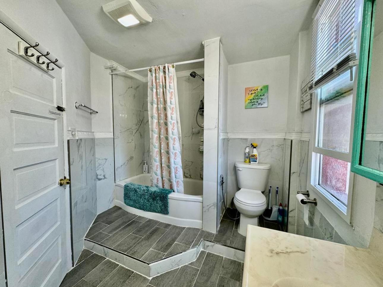 Cozy Private Room With Shared Bathroom On The 1St Floor - Conveniently Located Near Seatac Airport And Downtown Σιάτλ Εξωτερικό φωτογραφία